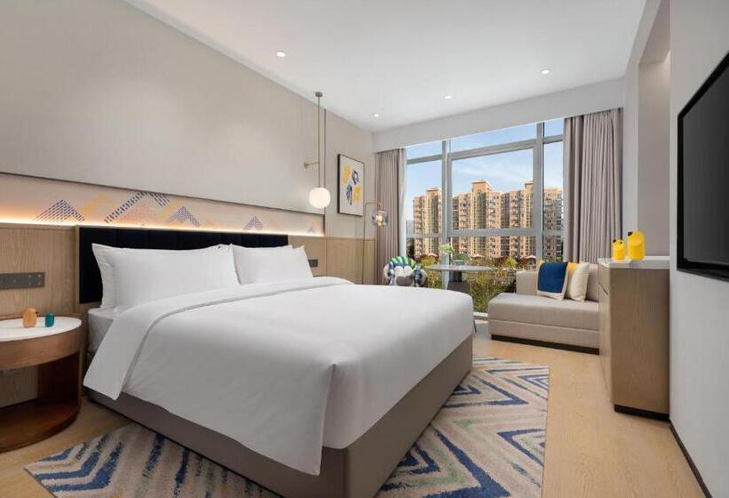 Отель Voco Lianyungang Haizhou Bay By Ihg