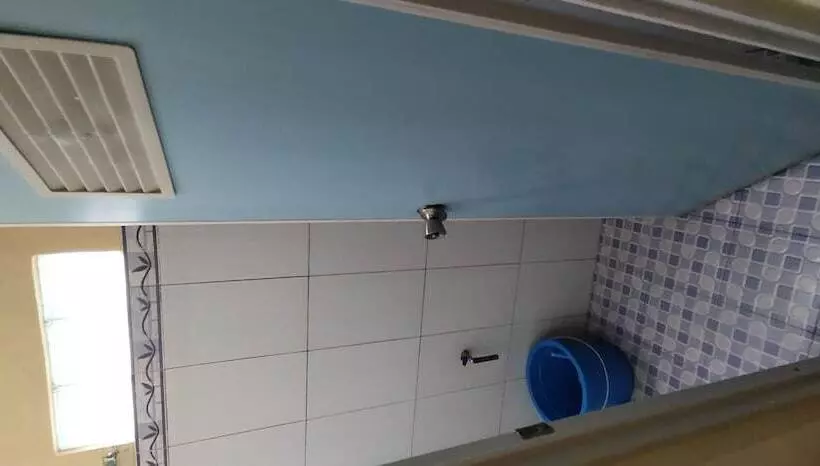 Hostel Homestay Pratiwi