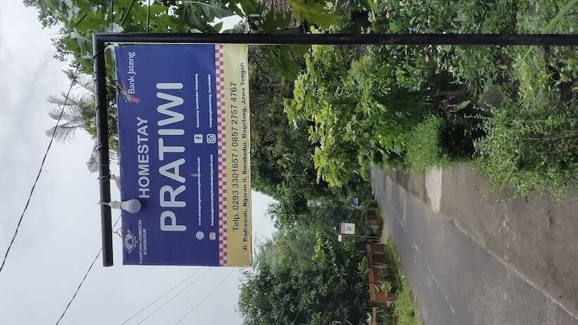 Hostel Homestay Pratiwi