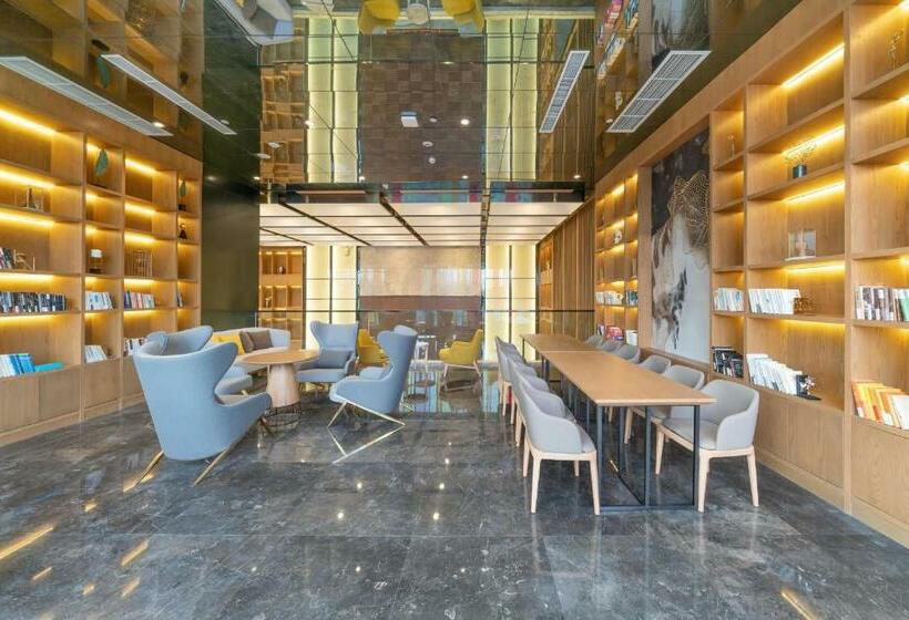 Atour Hotel Chongqing Yongchuan High Speed Xinglong Lake