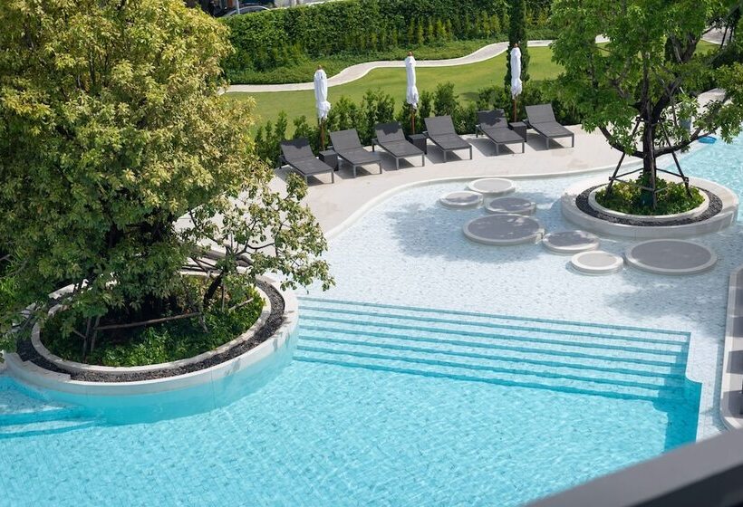 Hotel Cross Pattaya Pratamnak Sha Plus