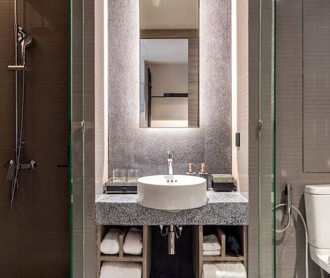 Hotel Cross Pattaya Pratamnak Sha Plus