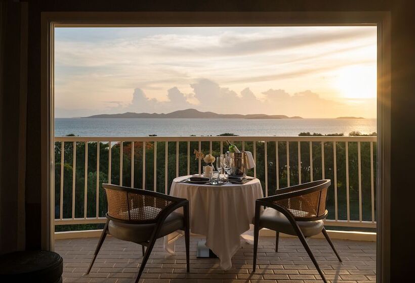 Hotel Cross Pattaya Pratamnak Sha Plus