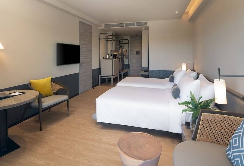 Hotel Cross Pattaya Pratamnak Sha Plus