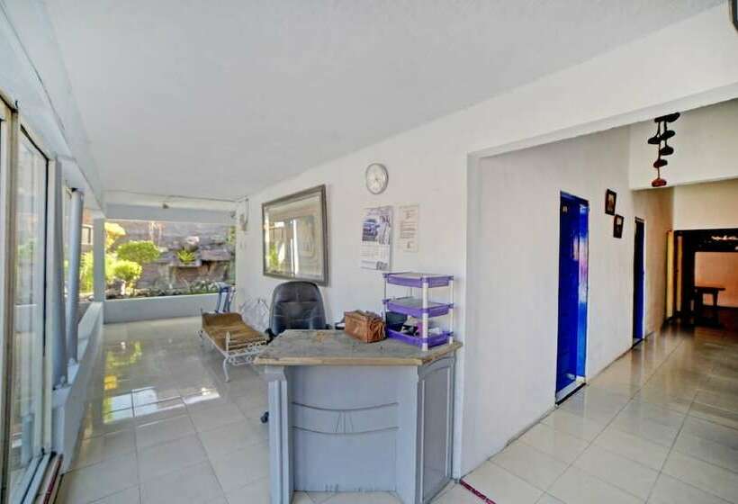 ホテル Darussalam Inn By Oyo Room