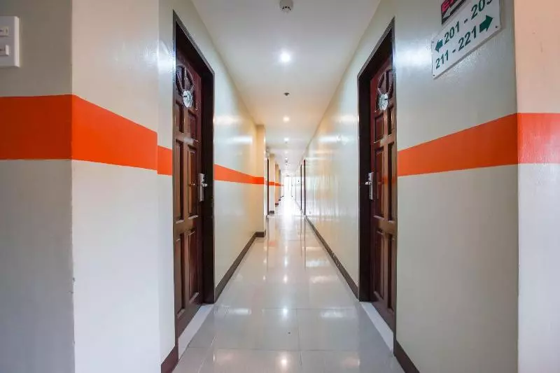 ホテル Edmundo By Oyo Rooms