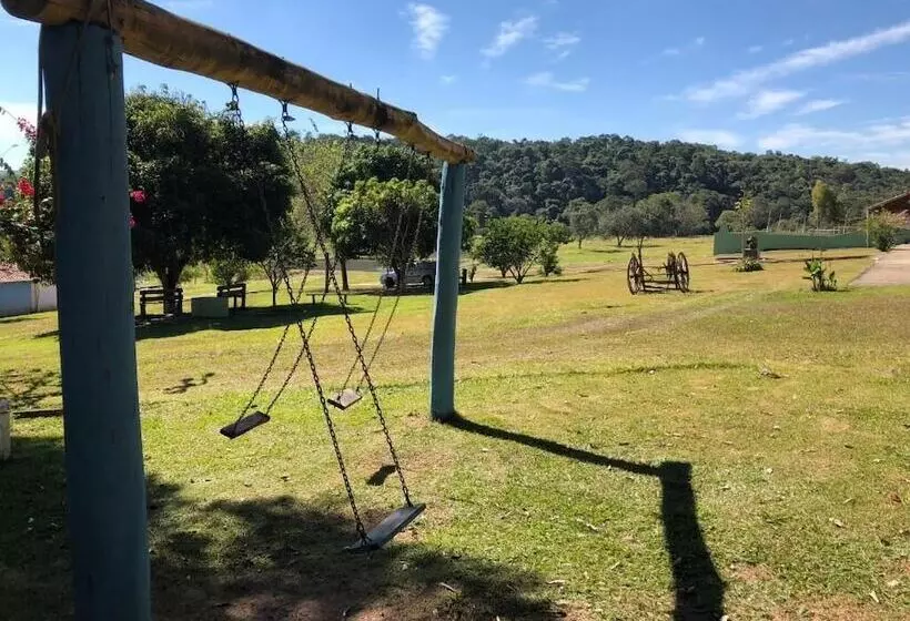 Hotelli Fazenda Recanto Do Monte Alegre