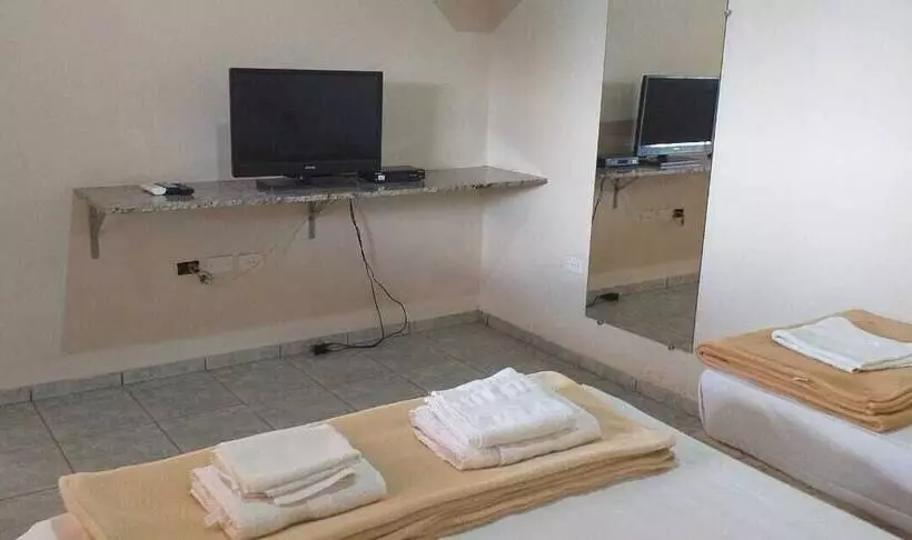 Hotelli Fazenda Recanto Do Monte Alegre