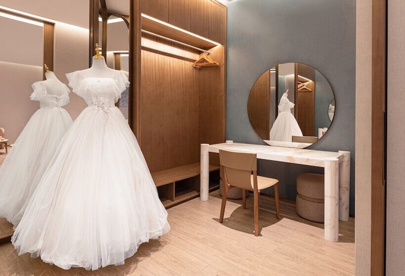 فندق Hualuxe Qingdao Licang