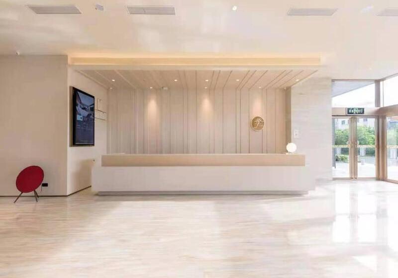 Otel Ji Shenzhen Baoan International Convention A