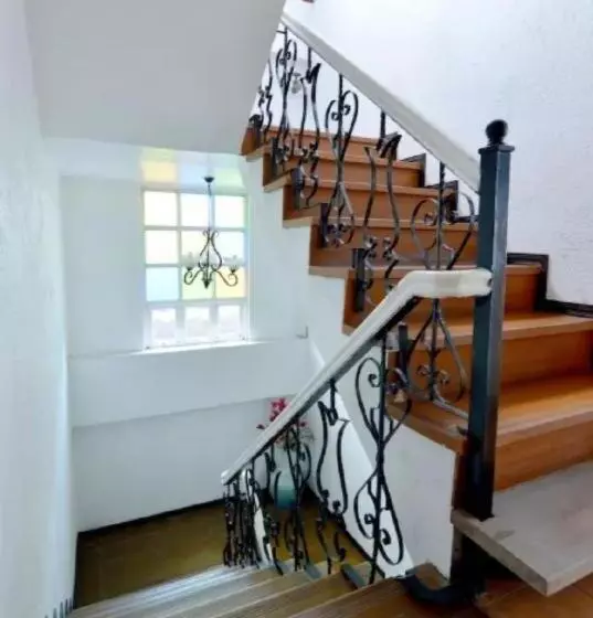 Hotelli New Orleans  Tagaytay