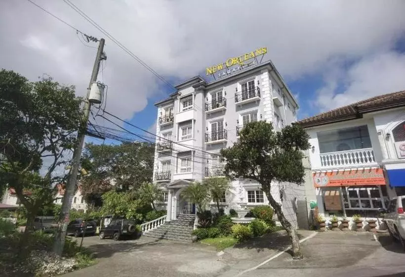 Hotelli New Orleans  Tagaytay