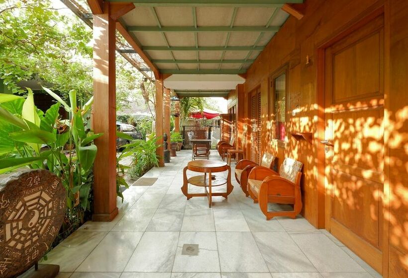 Отель Tan Jokteng Guest House Oyo Rooms