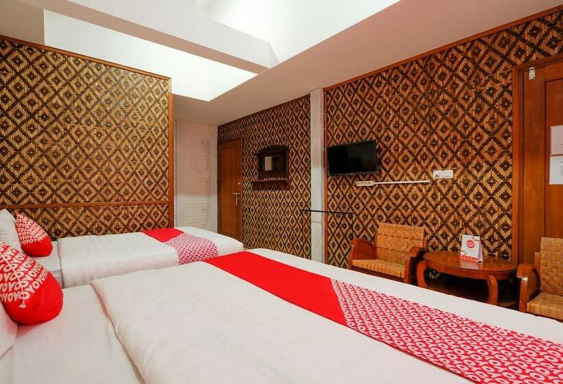 Отель Tan Jokteng Guest House Oyo Rooms