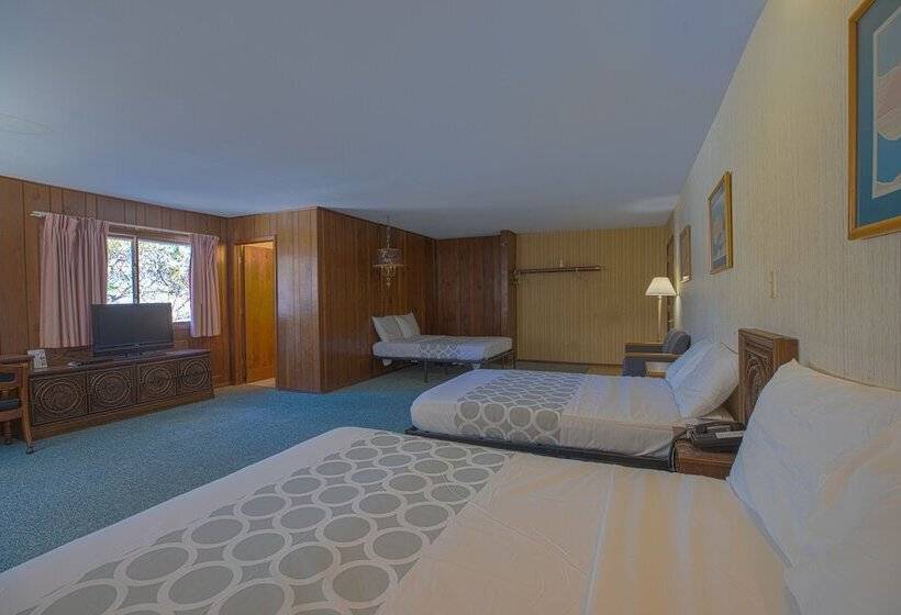 Love Hotels Tomahawk At Lake Mohawksin