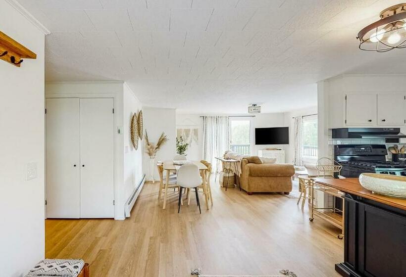 Pleasant Pond Unit B