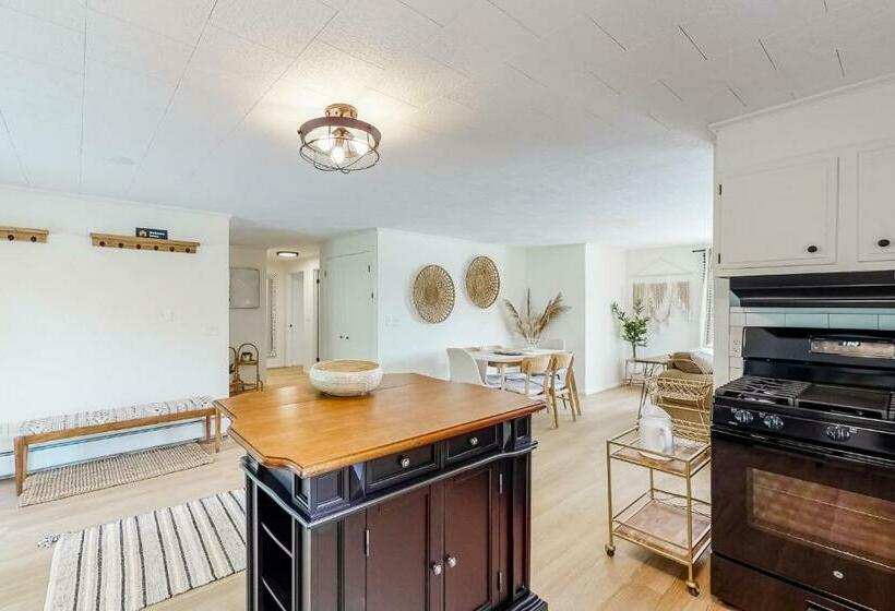 Pleasant Pond Unit B