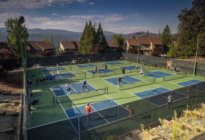 Ridgecrest Rendezvous Home With Deck