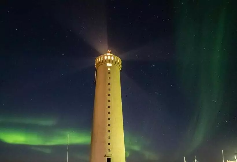 هتل Garður Apartments