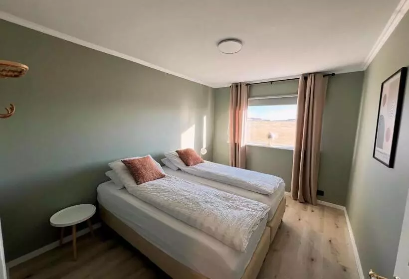 هتل Garður Apartments