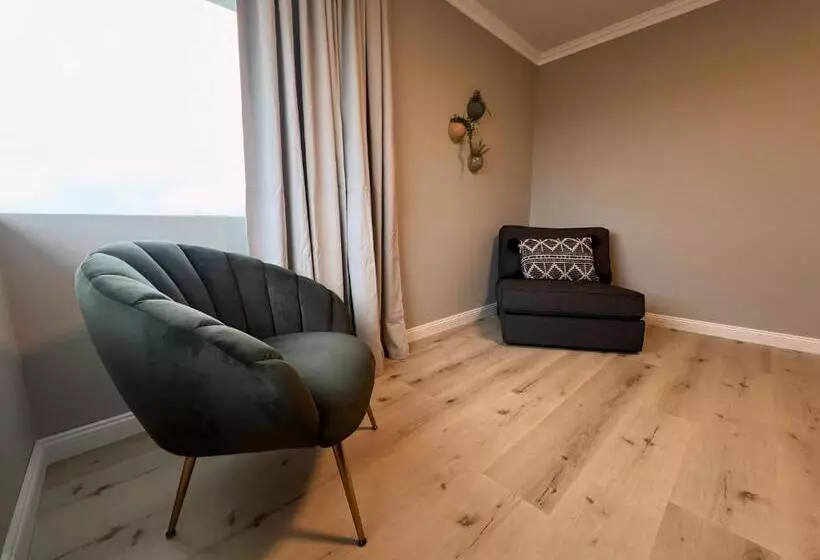 هتل Garður Apartments