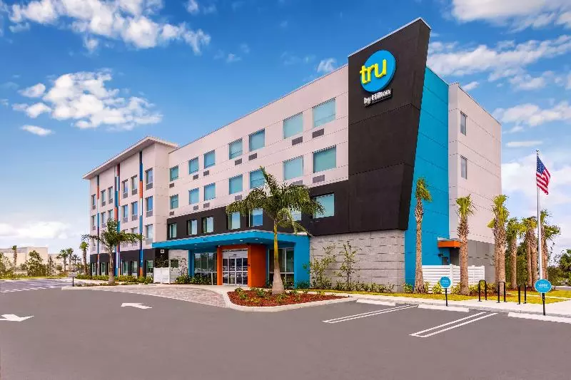 هتل Tru By Hilton Port St. Lucie Tradition