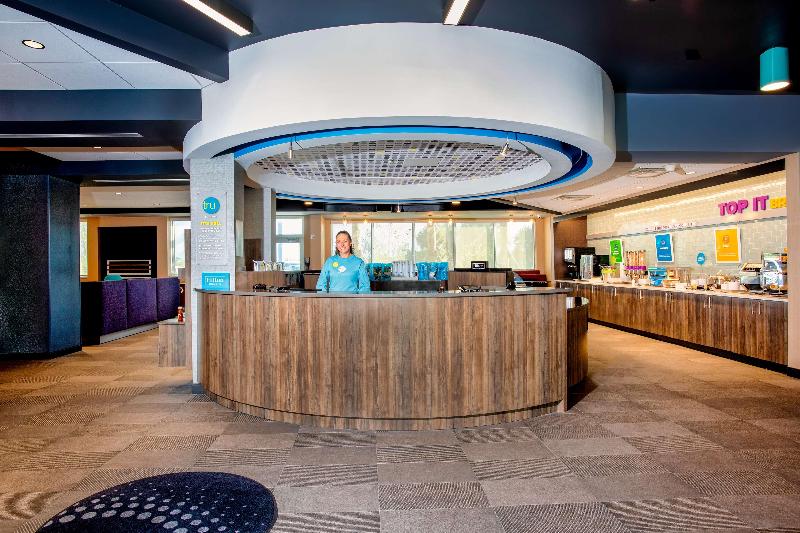 Отель Tru By Hilton Port St. Lucie Tradition