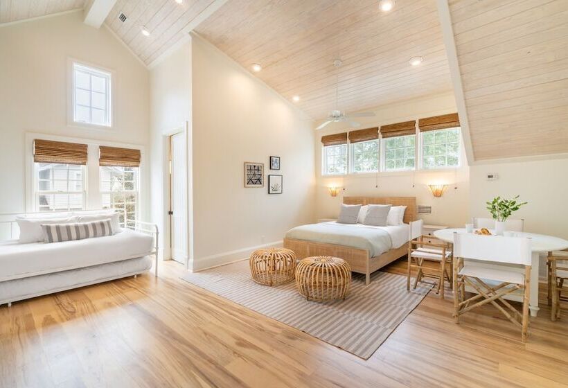 Parker By Avantstay Radiant Home W Stunning Design Close To Beach