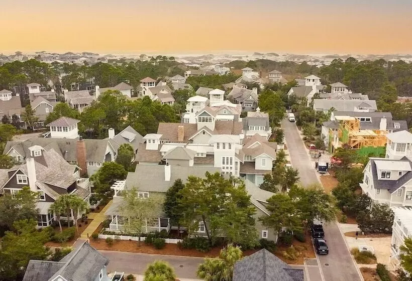 Parker By Avantstay Radiant Home W Stunning Design Close To Beach