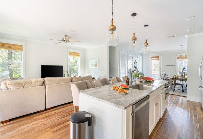 Ramona By Avantstay Sun Soaked Home W Lush Surroundings