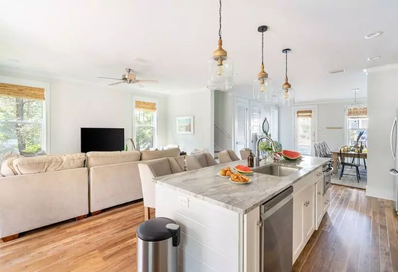 Ramona By Avantstay Sun Soaked Home W Lush Surroundings