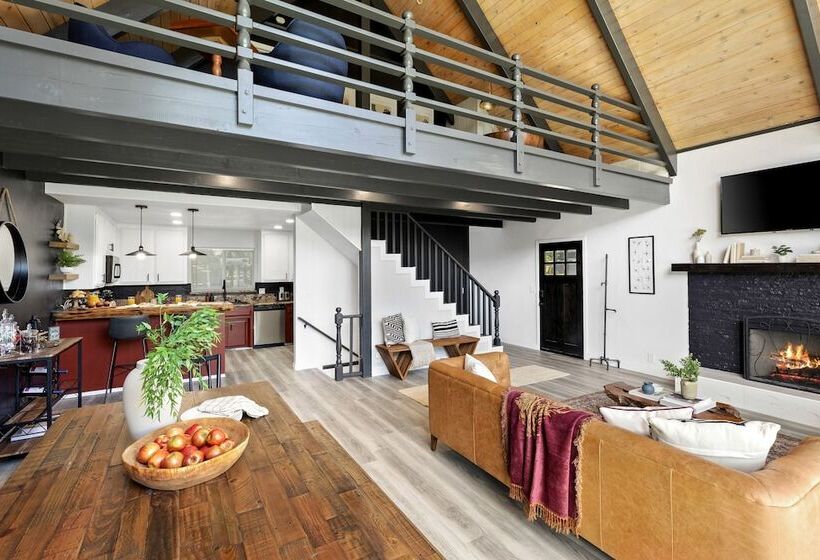 The Matterhorn Manor By Avantstay Harry Potter Inspired A Frame Home W Hot Tub Views