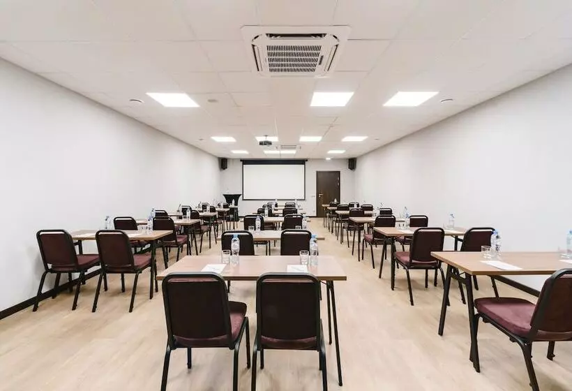 Welton Club Hotel & Apartments