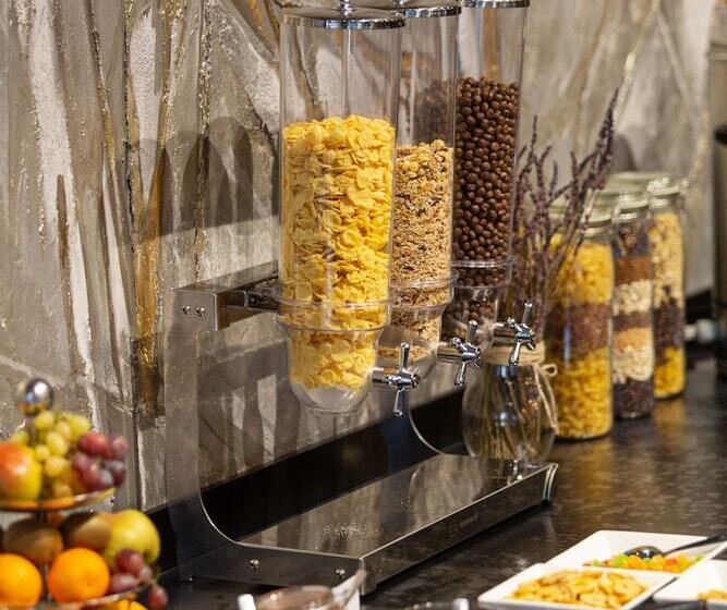 Welton Club Hotel & Apartments