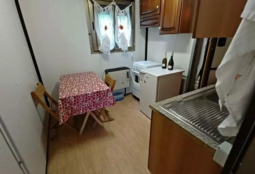 ユースホステル Roulotte Di Proprietà Privata Presso Camping