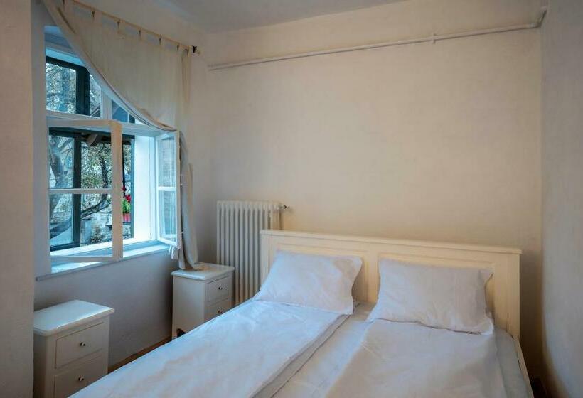 Casa Josef Bacon   La Strada