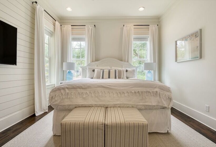 Hiker House By Avantstay Beachy 4br W Communal Pool Porch