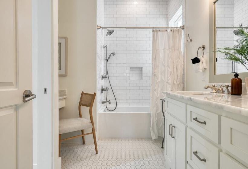 Hiker House By Avantstay Beachy 4br W Communal Pool Porch