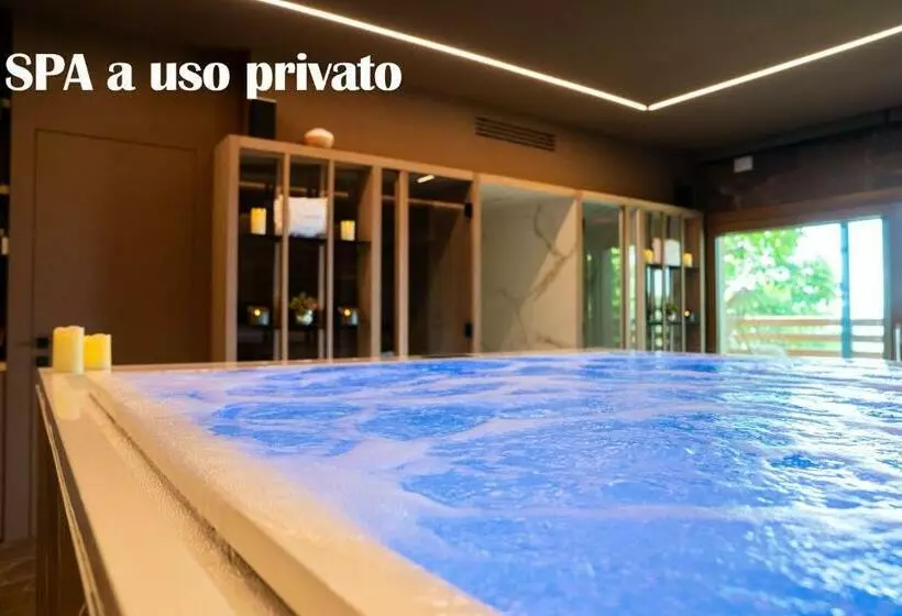 ホテル Al Tiglio