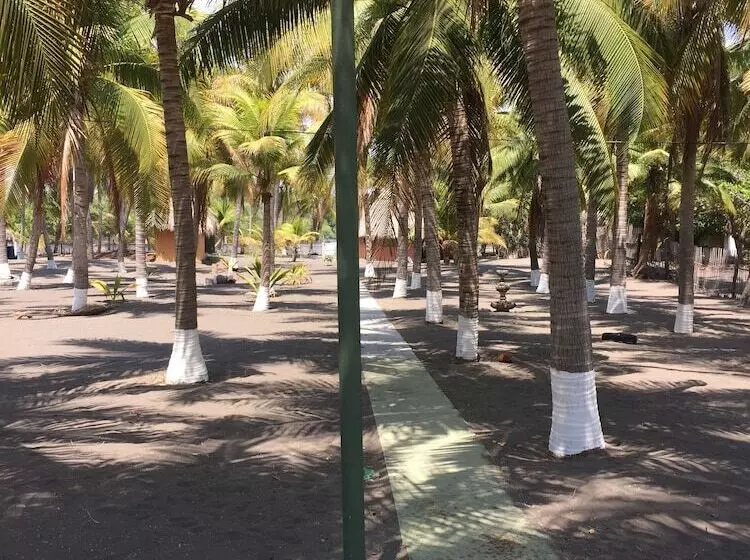 هتل Caleta Azul