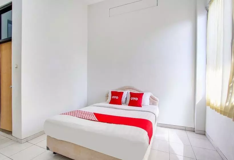 Hotelli Oyo 91473 Wisma Husada 1 Semarang