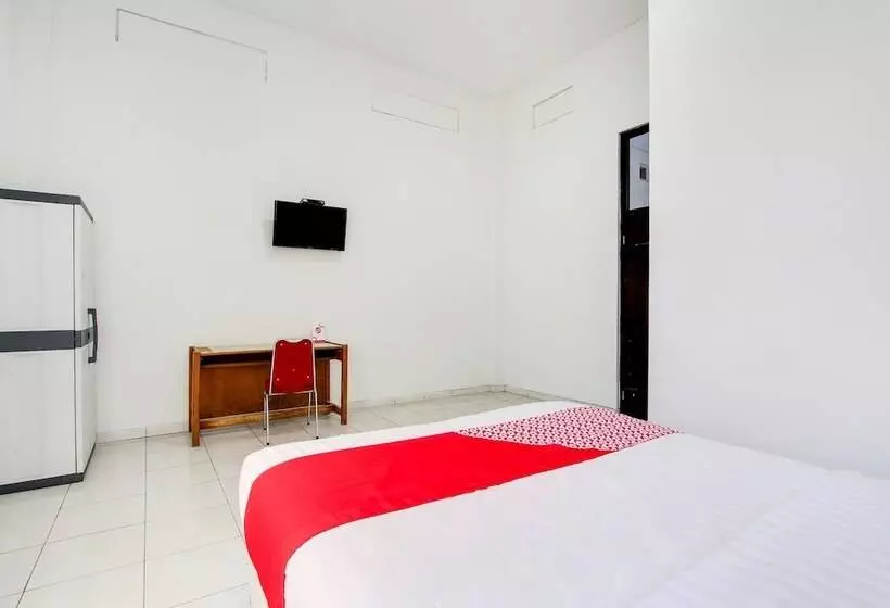Hotelli Oyo 91473 Wisma Husada 1 Semarang