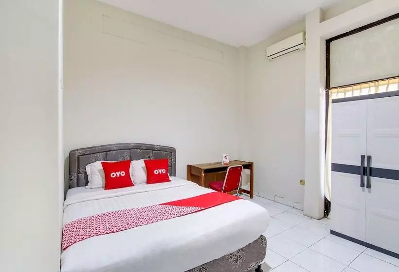 Hotelli Oyo 91473 Wisma Husada 1 Semarang