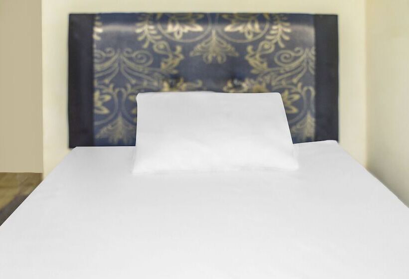 فندق Oyo 91491 Zalfa Guest House Syariah