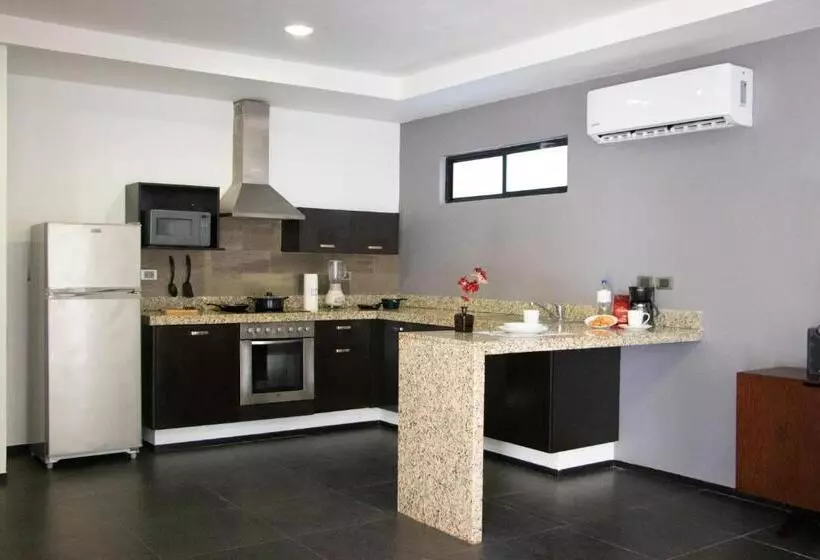 هتل Sole Suites
