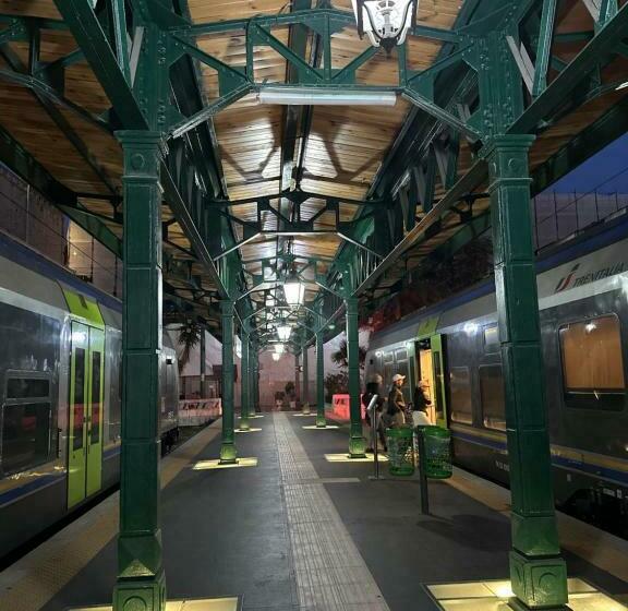 پانسیون Akragaroom