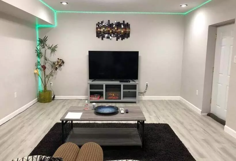 Majatalo Spacious Unit With Mountain View