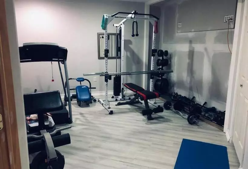 Majatalo Spacious Unit With Mountain View