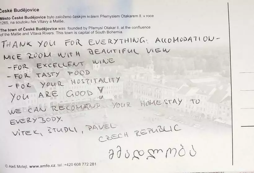 پانسیون Vila Latphari In Ushguli