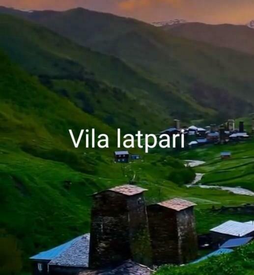 پانسیون Vila Latphari In Ushguli